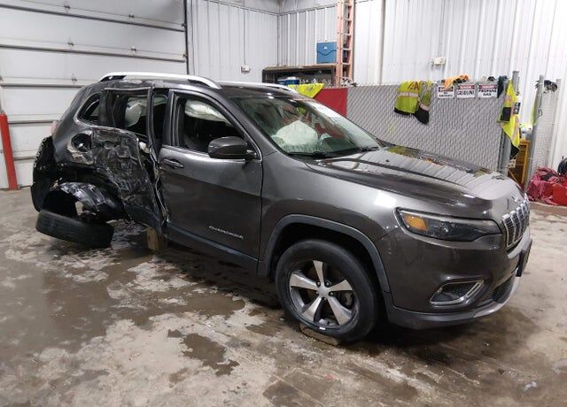2020 JEEP Cherokee