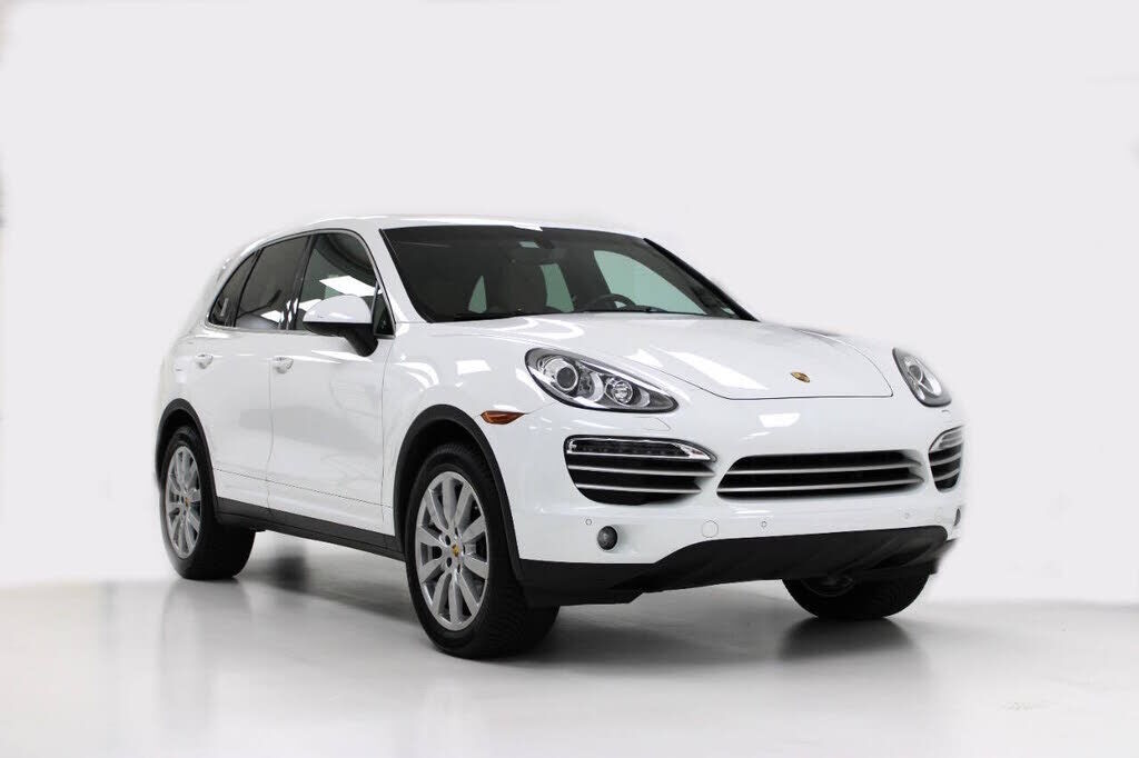 2014 PORSCHE Cayenne