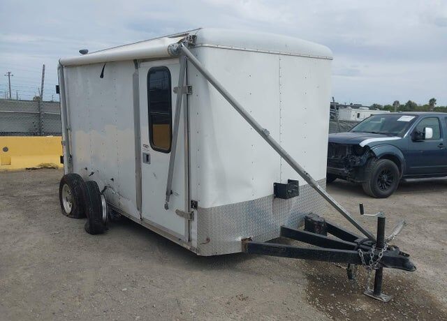 2000 WELLS CARGO Wells Cargo Trailer