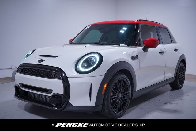 2024 MINI Hardtop