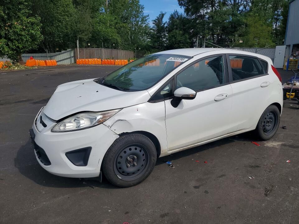 2013 FORD Fiesta
