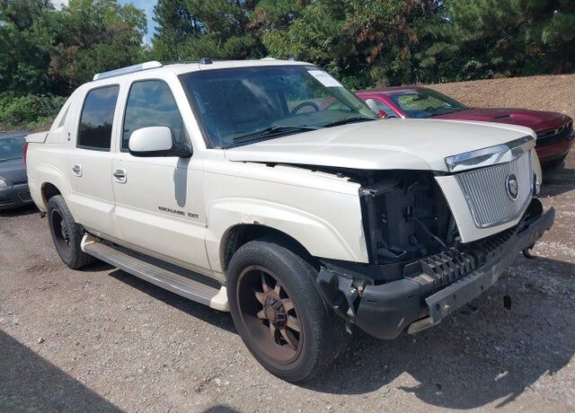 2005 CADILLAC Escalade