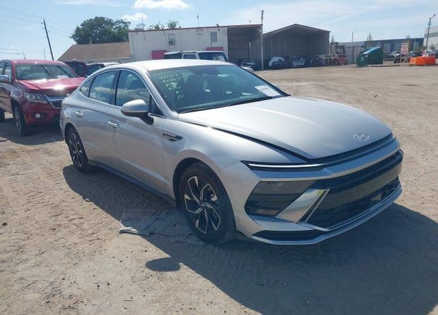 2025 HYUNDAI Sonata
