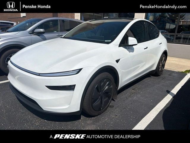 2026 TESLA Model Y
