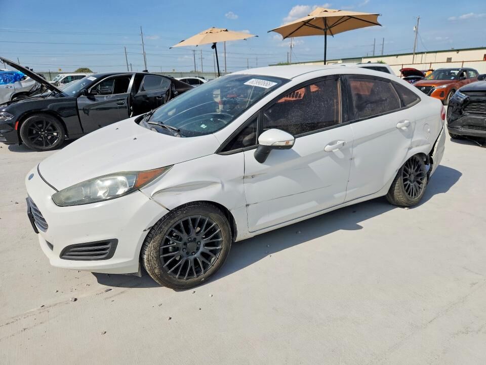 2015 FORD Fiesta