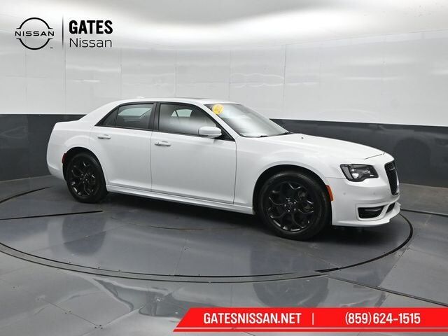 2022 CHRYSLER 300