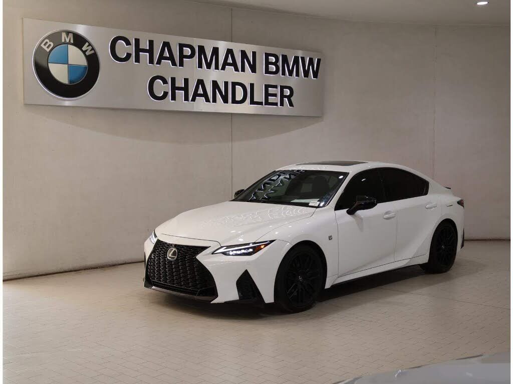 2024 LEXUS IS