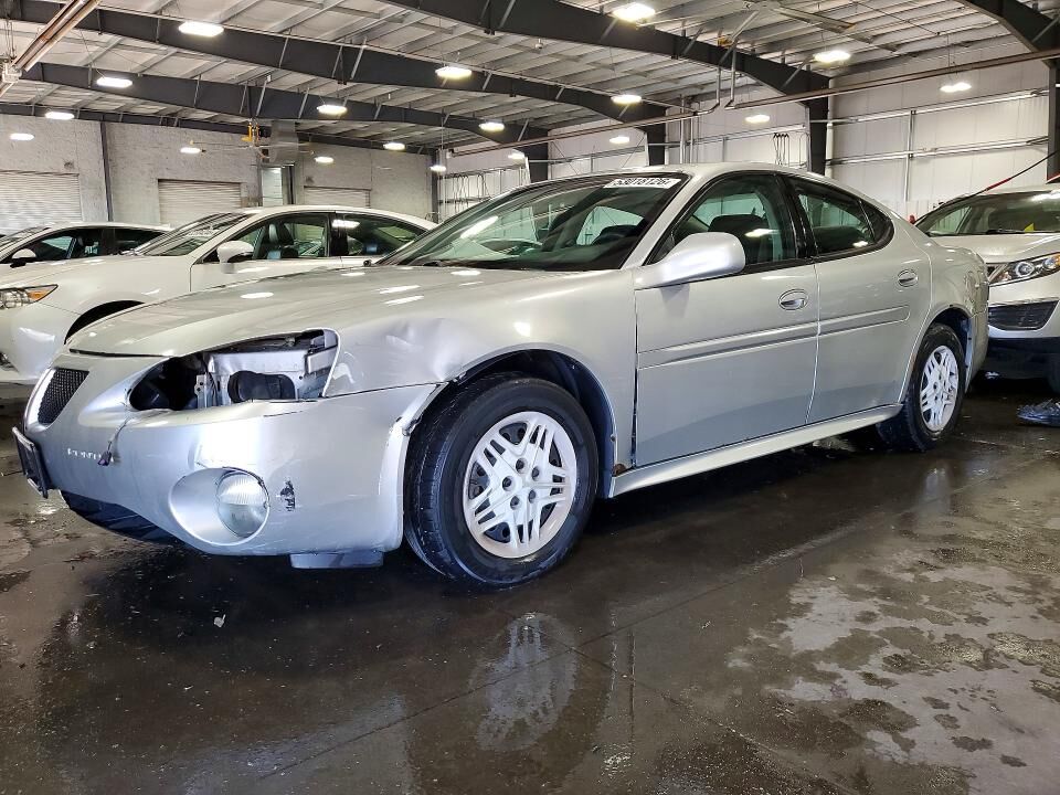 2004 PONTIAC Grand Prix