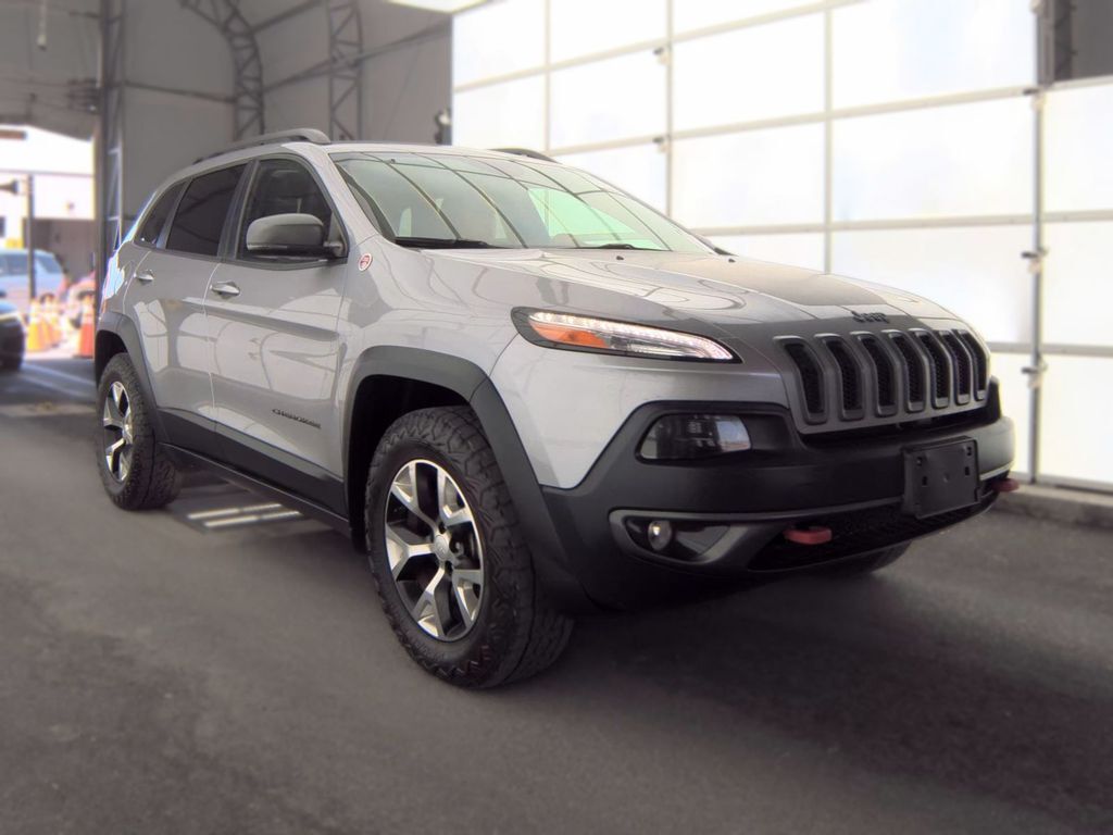 2018 JEEP Cherokee