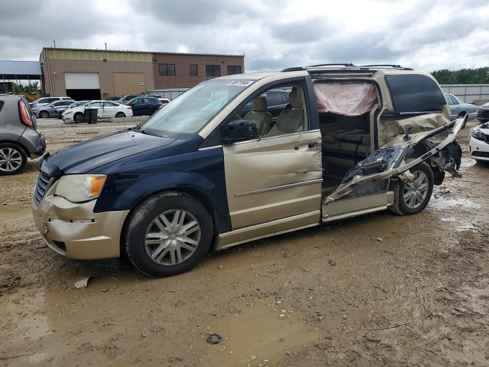 2010 CHRYSLER Town and Country