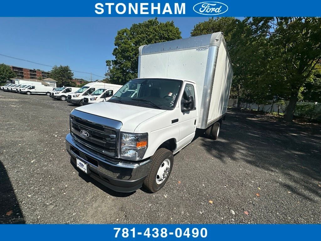 2027 FORD E-450