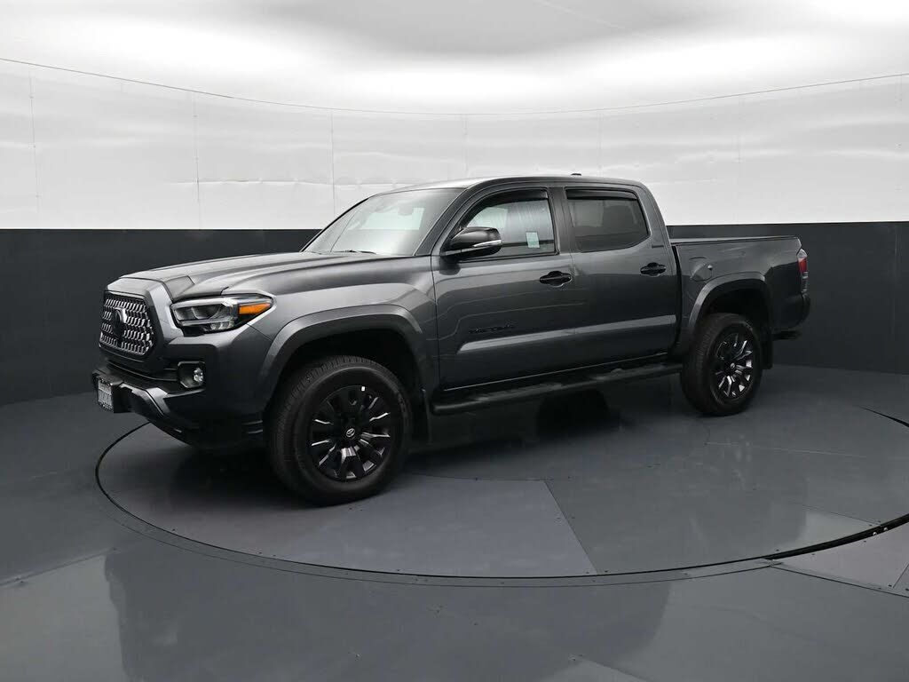 2021 TOYOTA Tacoma