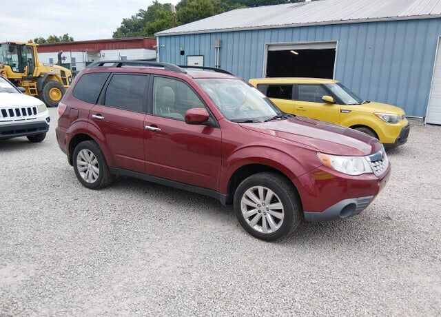 2011 SUBARU Forester