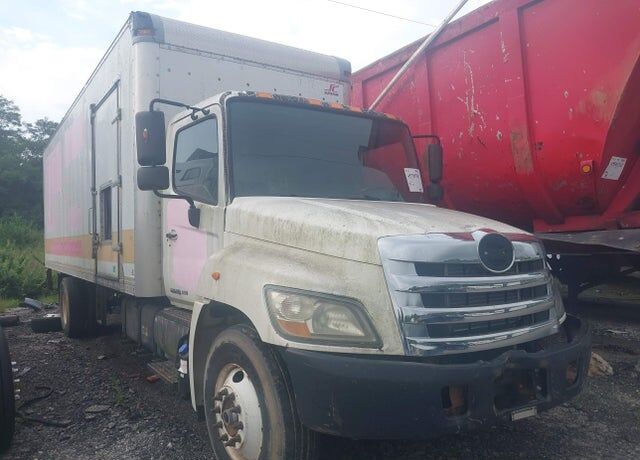 2012 HINO Incomplete Vehicle