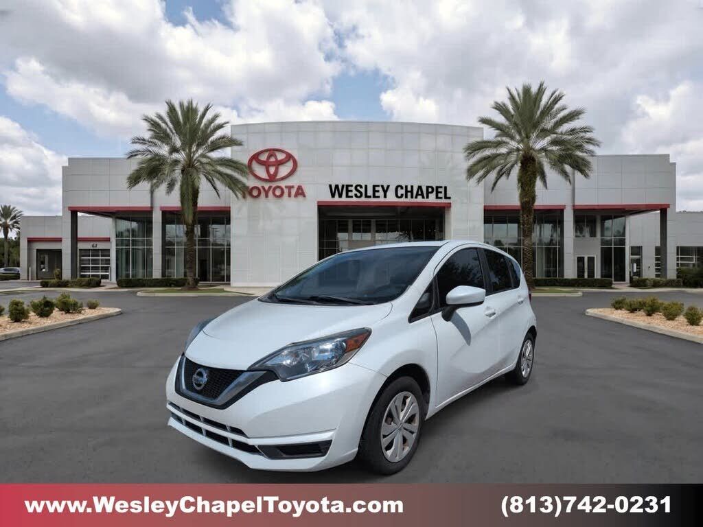 2017 NISSAN Versa