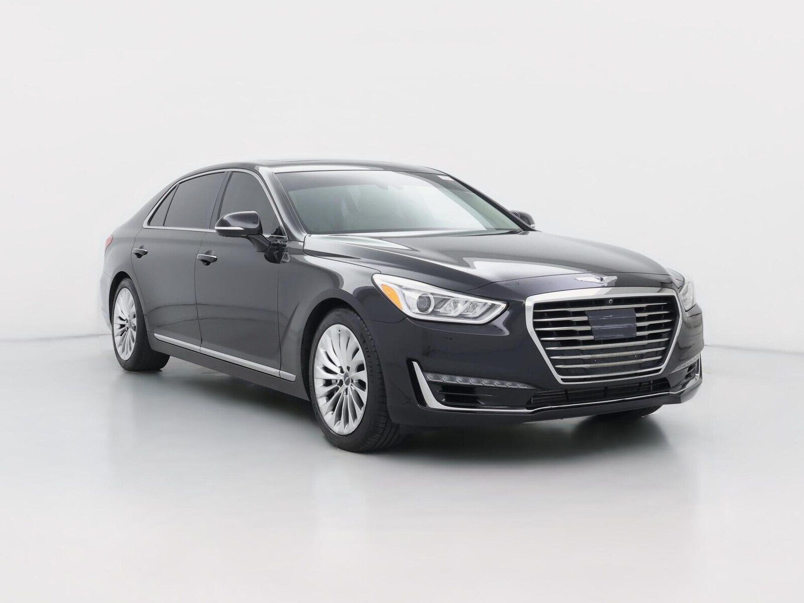 2018 GENESIS G90