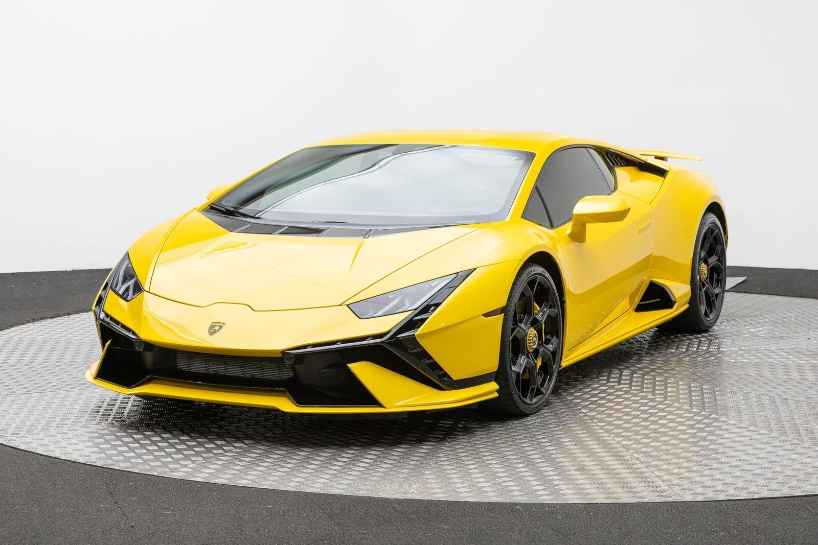 2023 LAMBORGHINI Huracan