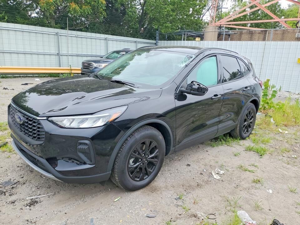 2025 FORD Escape
