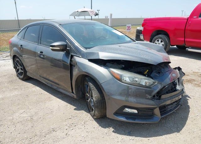 2015 FORD Focus