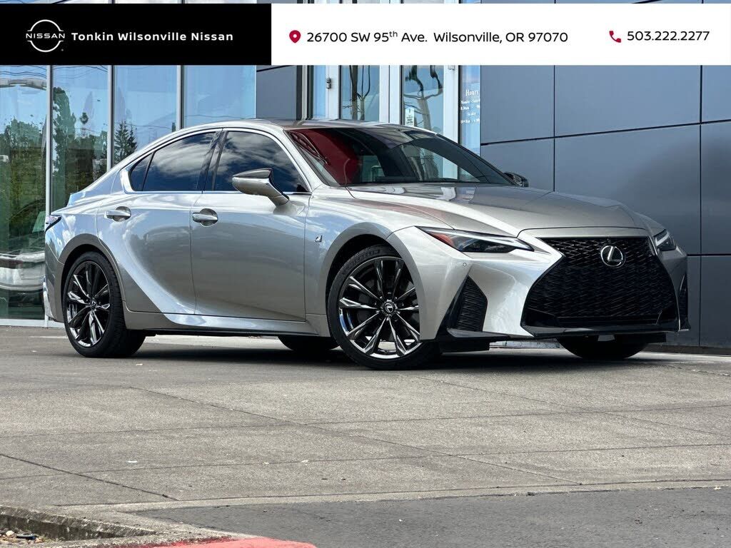 2023 LEXUS IS