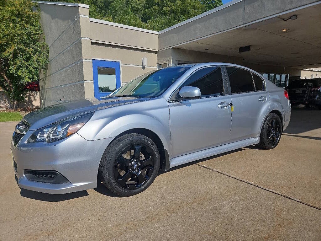 2013 SUBARU Legacy