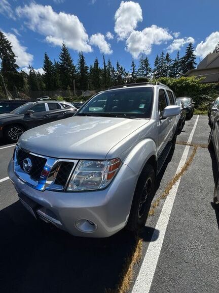 2008 NISSAN Pathfinder