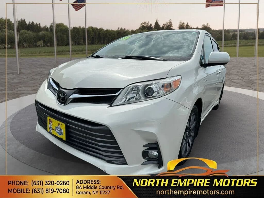 2018 TOYOTA Sienna