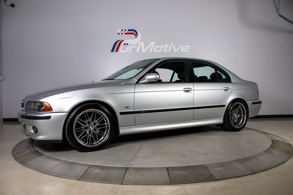2002 BMW M5