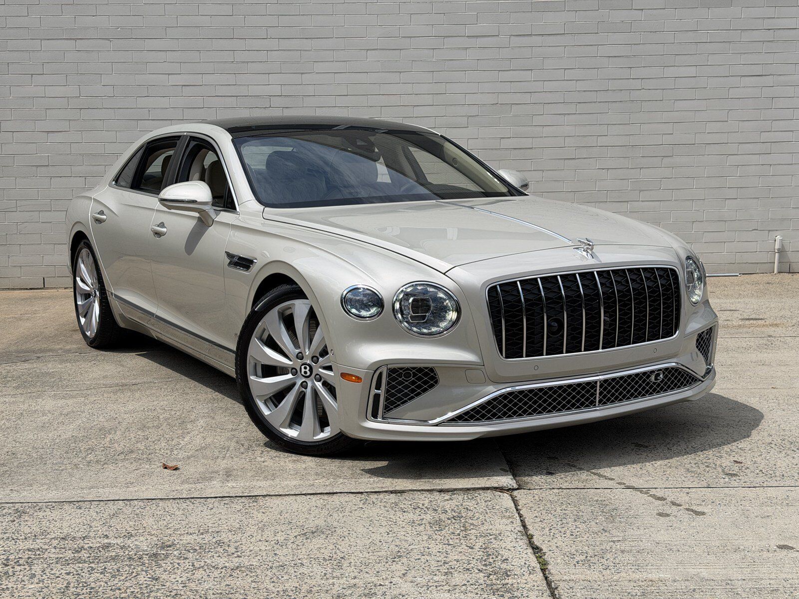 2026 BENTLEY Flying Spur