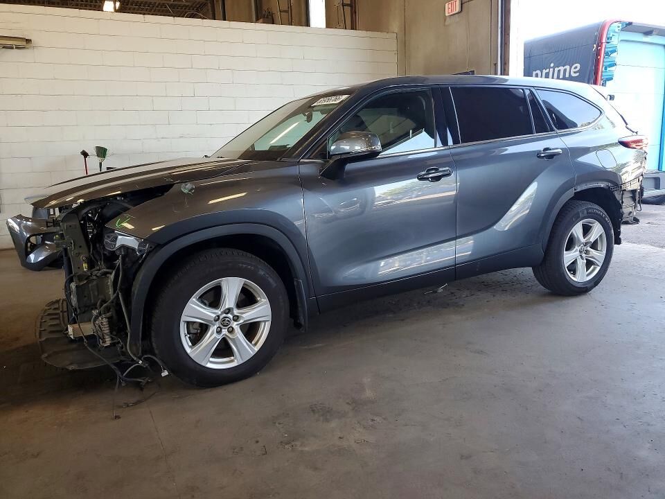 2020 TOYOTA Highlander