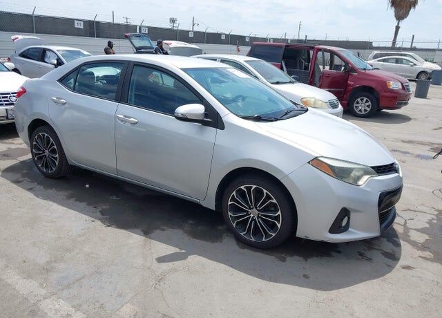 2016 TOYOTA Corolla