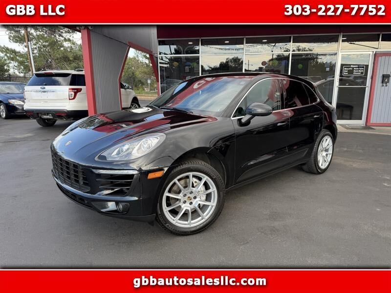2015 PORSCHE Macan