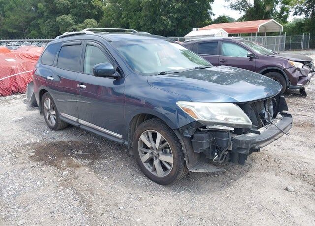 2014 NISSAN Pathfinder