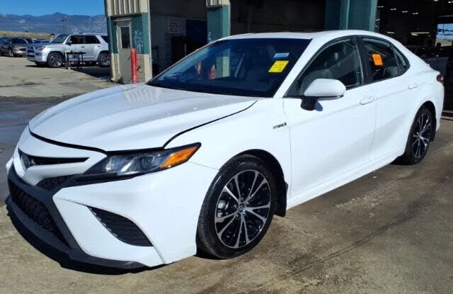 2020 TOYOTA Camry