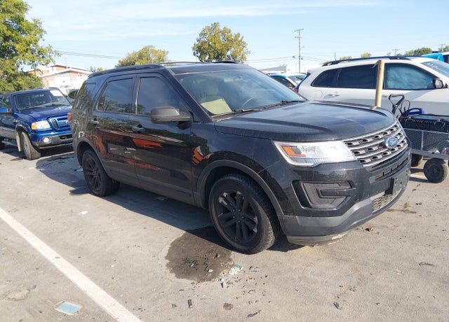 2017 FORD Explorer