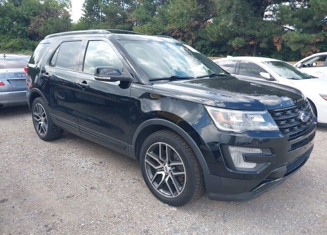 2017 FORD Explorer