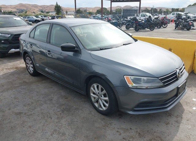 2015 VOLKSWAGEN Jetta