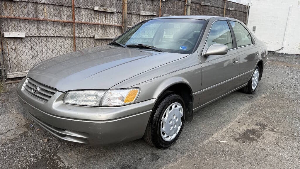 1998 TOYOTA Camry