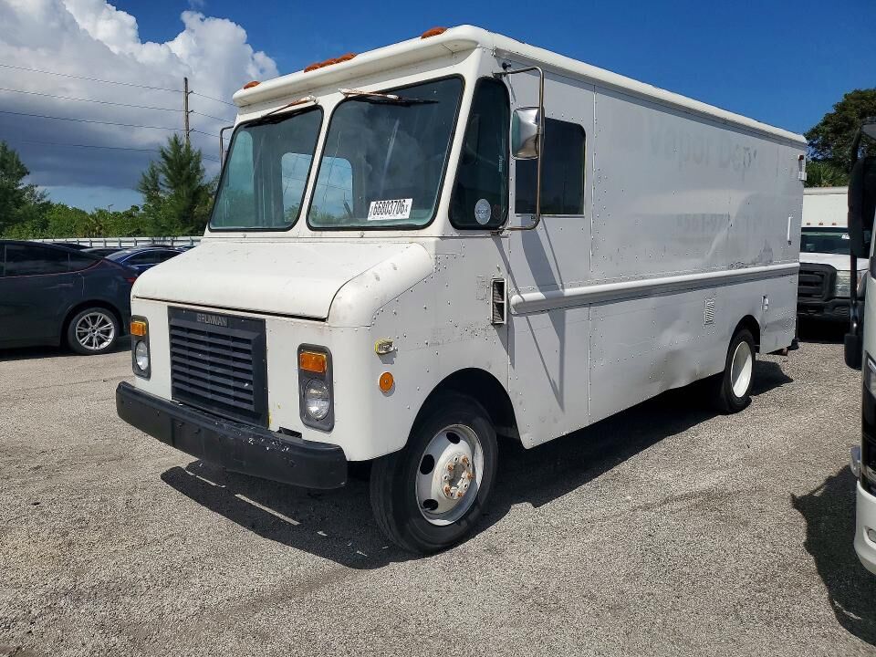 1993 CHEVROLET P - Series