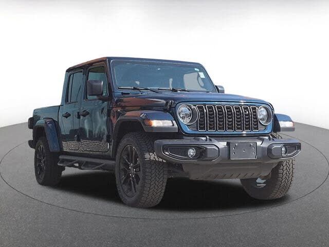 2025 JEEP Gladiator