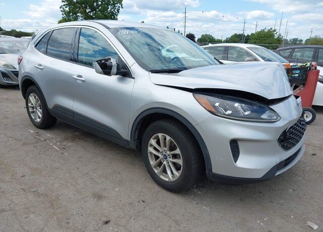 2020 FORD Escape