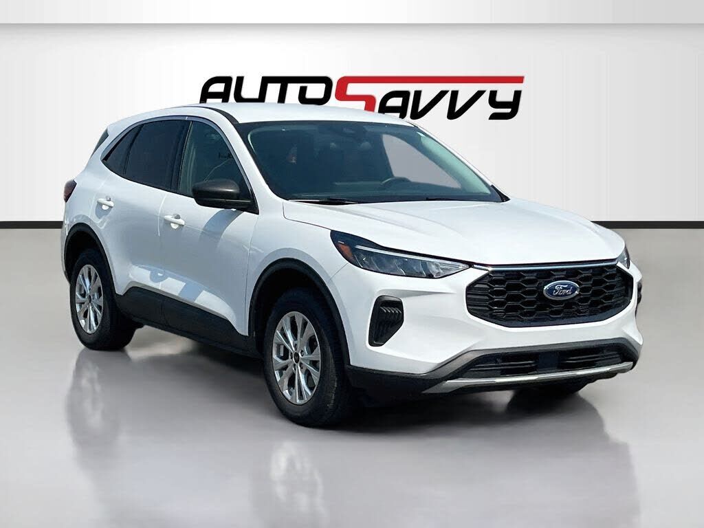 2024 FORD Escape