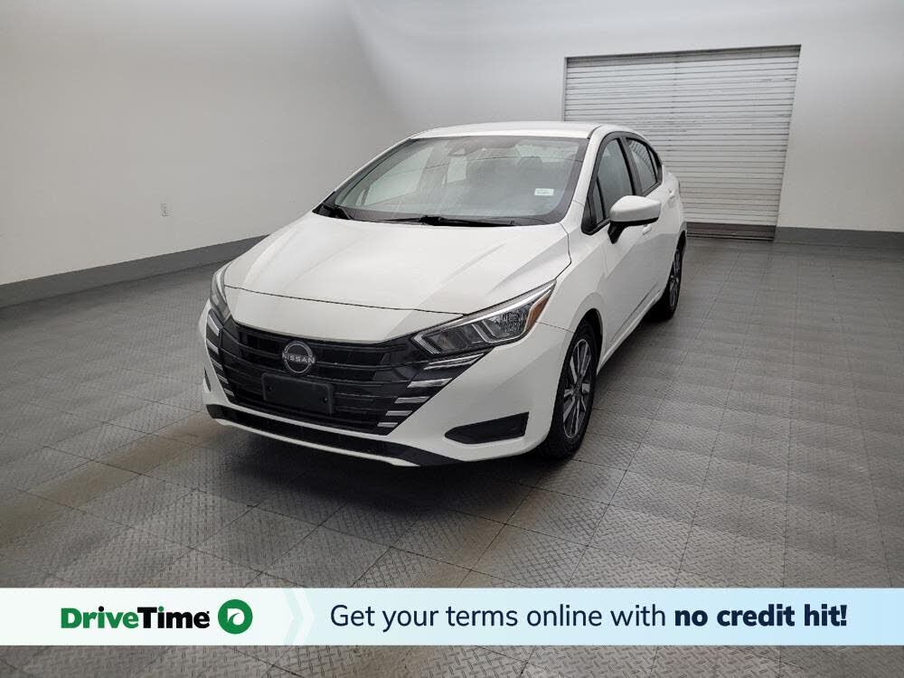 2024 NISSAN Versa