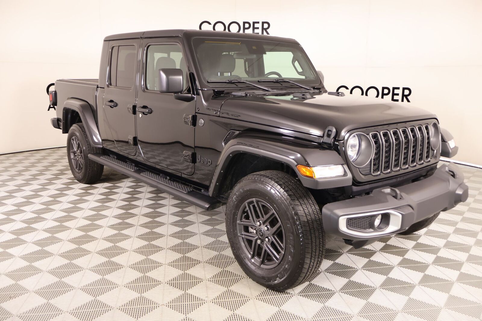 2024 JEEP Gladiator