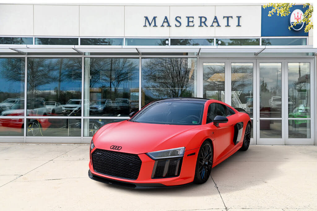 2017 AUDI R8