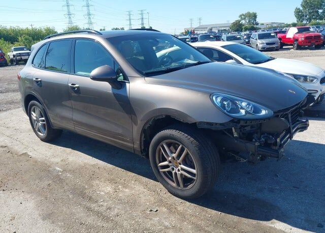 2016 PORSCHE Cayenne