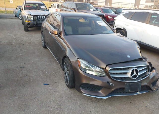 2014 MERCEDES-BENZ E-Class