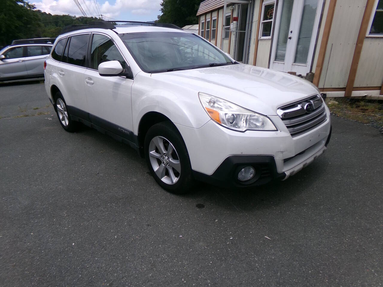 2013 SUBARU Outback