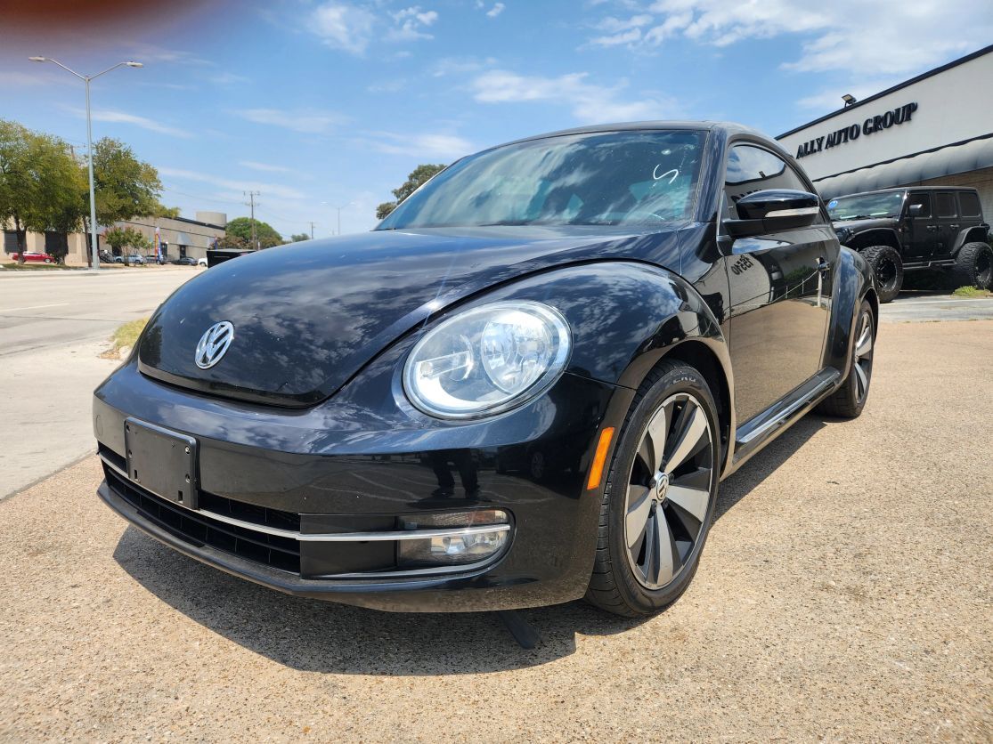 2012 VOLKSWAGEN Beetle