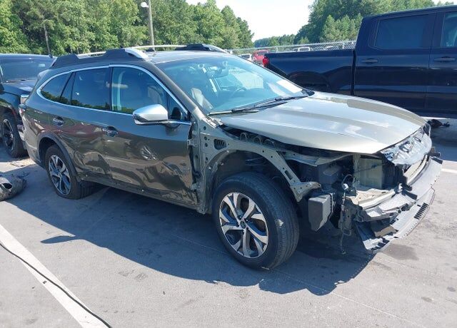 2020 SUBARU Outback